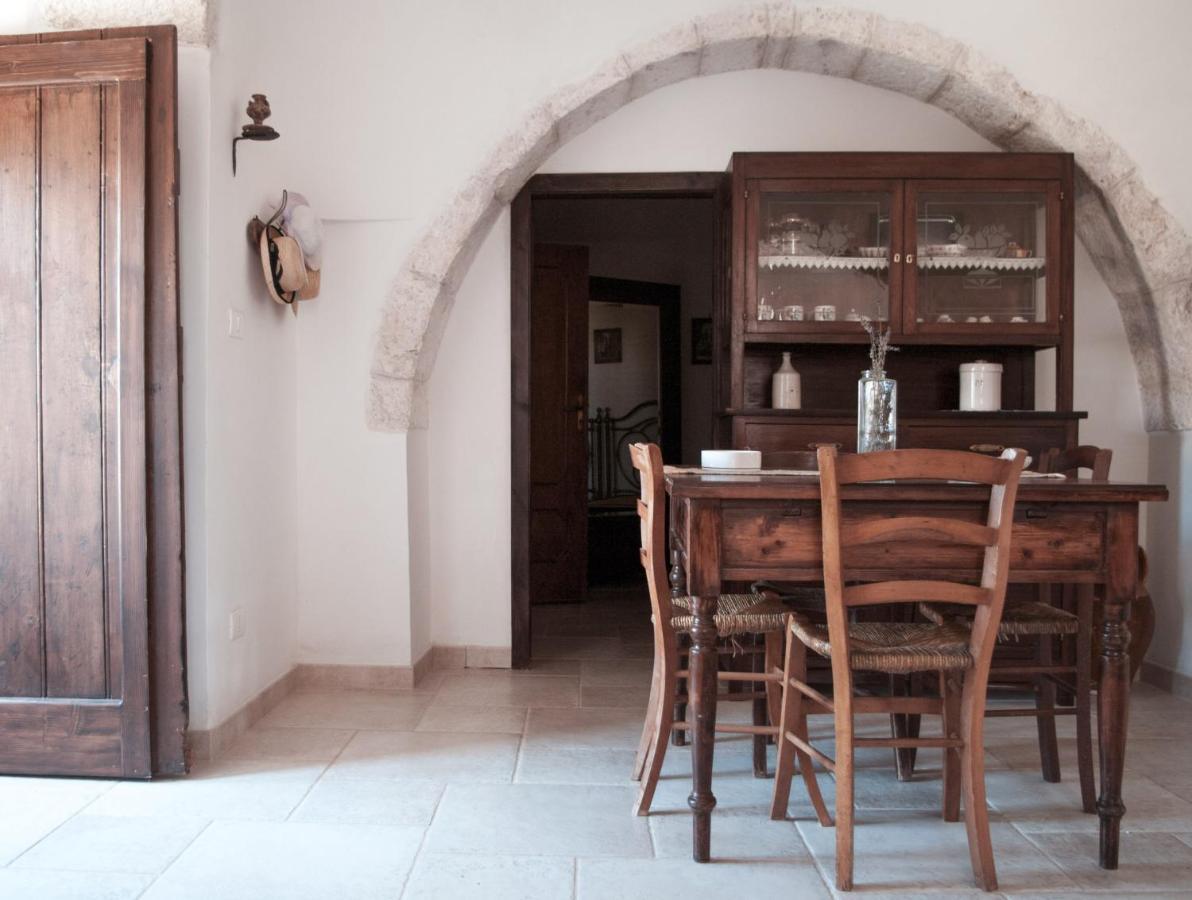 מרטינה פרנקה Trulli Sul Vignale In Masseria Santalachicca מראה חיצוני תמונה